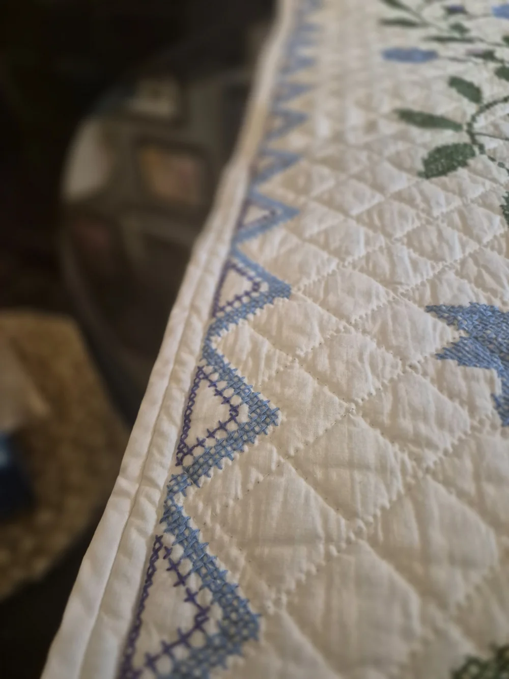 Baltimore Album Style Handmade Floral Quilted Bedspread in White and Light Blue